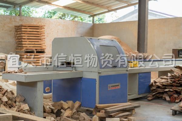 膠合板托盤(pán)加工設(shè)備