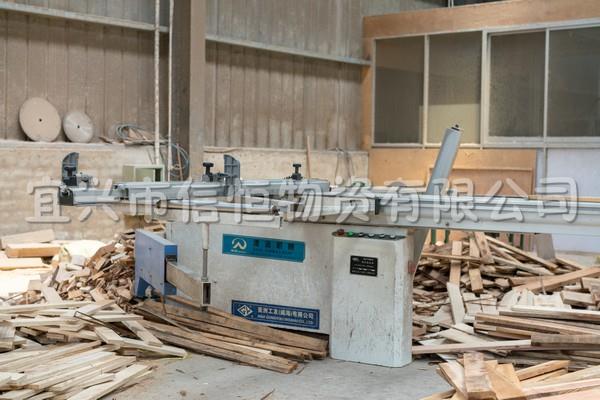 膠合板托盤(pán)加工設(shè)備